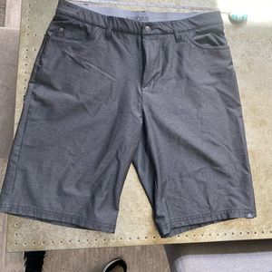 ADIDAS Men’s gray climate golf shirts 10” SZ 34